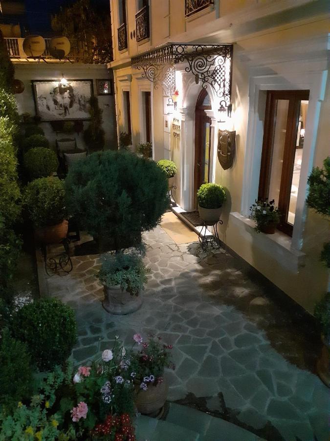 Hotel Guri Elbasan Extérieur photo