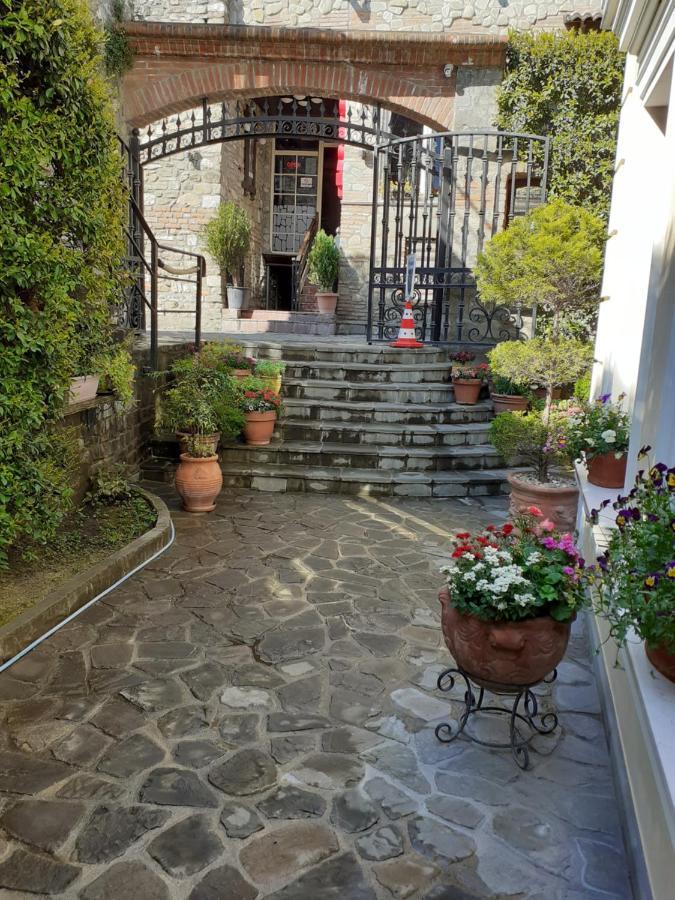 Hotel Guri Elbasan Extérieur photo