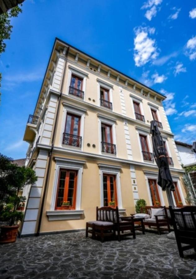 Hotel Guri Elbasan Extérieur photo
