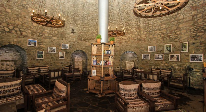 Hotel Guri Elbasan Extérieur photo