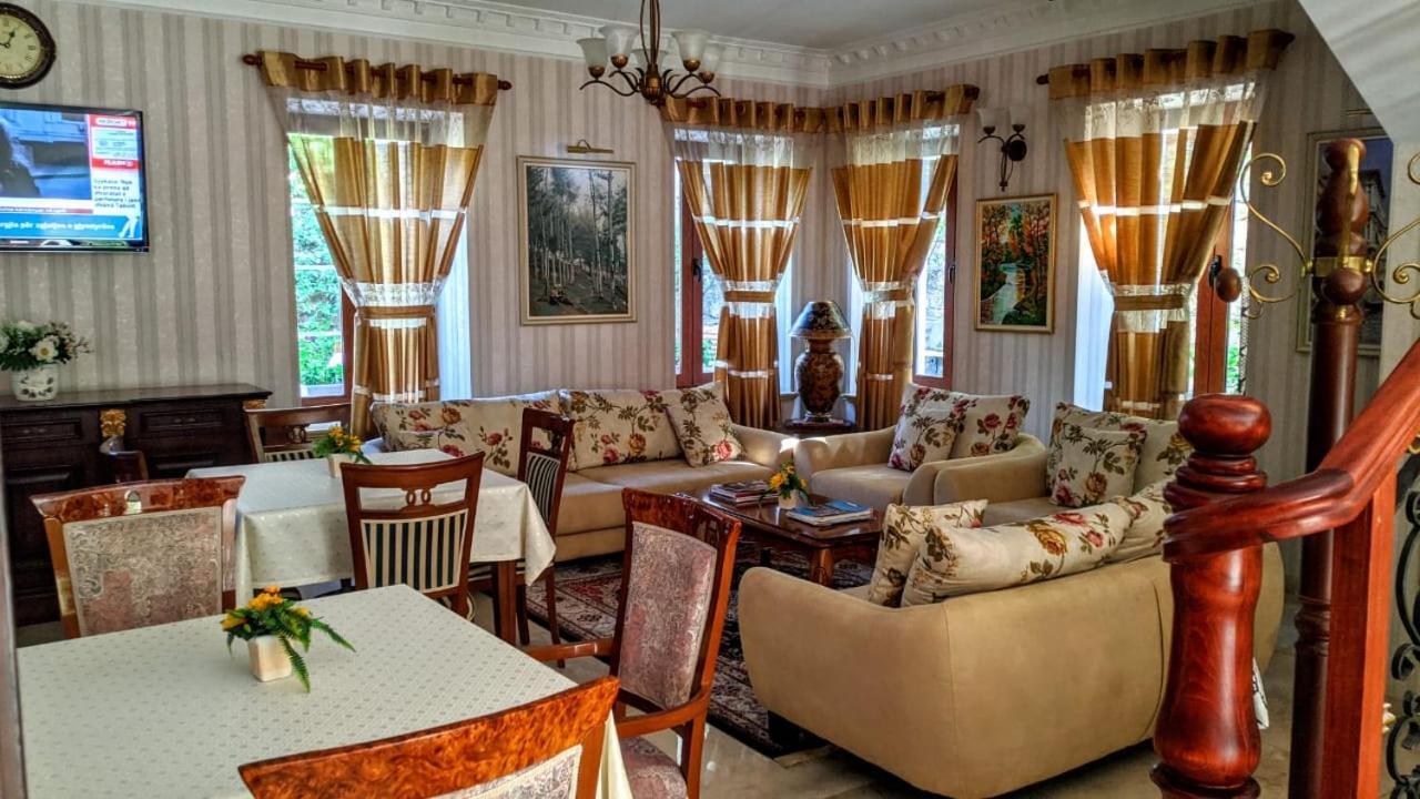 Hotel Guri Elbasan Extérieur photo